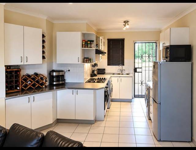 2 BEDROOM APARTMENT FOR SALE IN ELARDUSPARK